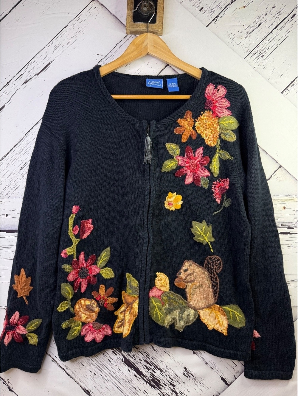 Natural Reflections Embroidered Zip Squirrel Knit Fall Fashion Sweater Women LG